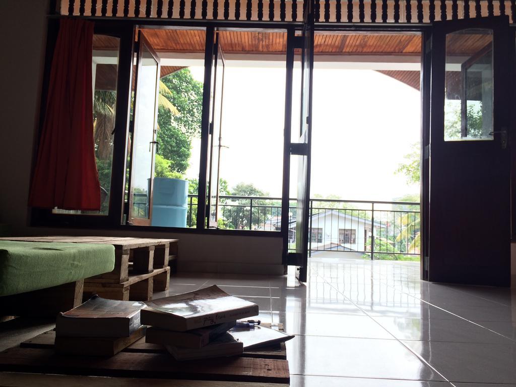 The Pallet House Dehiwala-Mount Lavinia ภายนอก รูปภาพ