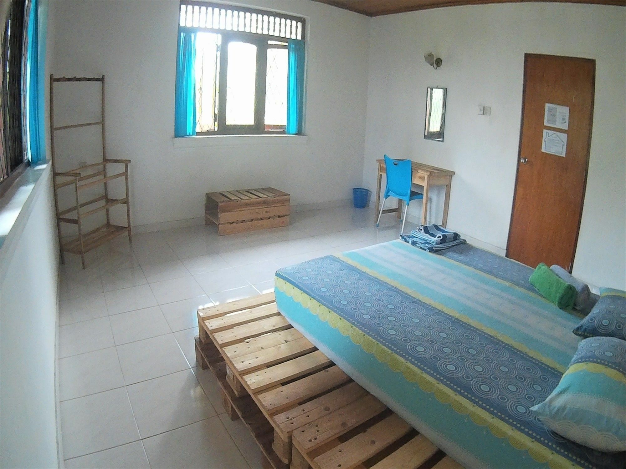 The Pallet House Dehiwala-Mount Lavinia ภายนอก รูปภาพ
